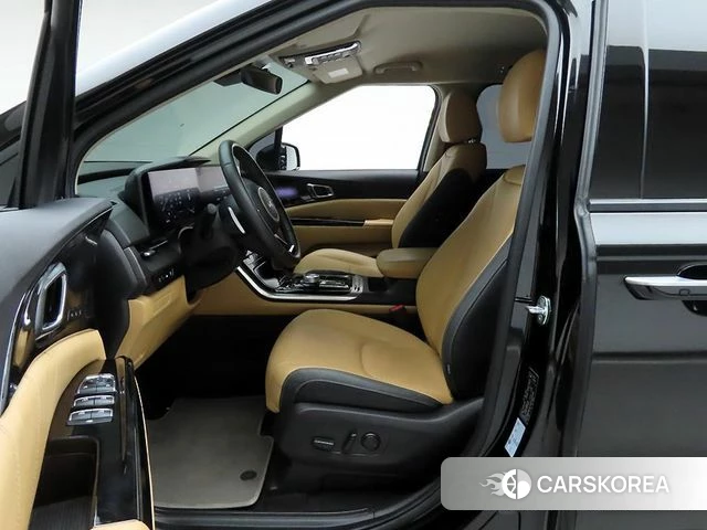 Kia Carnival 4th generation 2022 Черный из Кореи, фото 3
