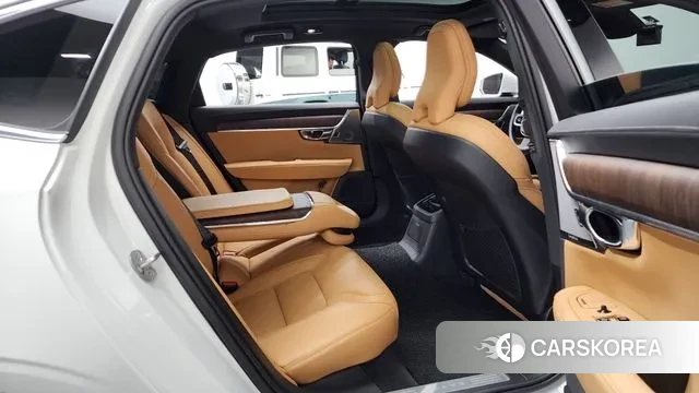 Volvo S90 2025 Белый из Кореи, фото 3