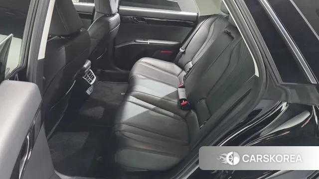 Hyundai Grandeur (GN7) 2023 Черный из Кореи, фото 3