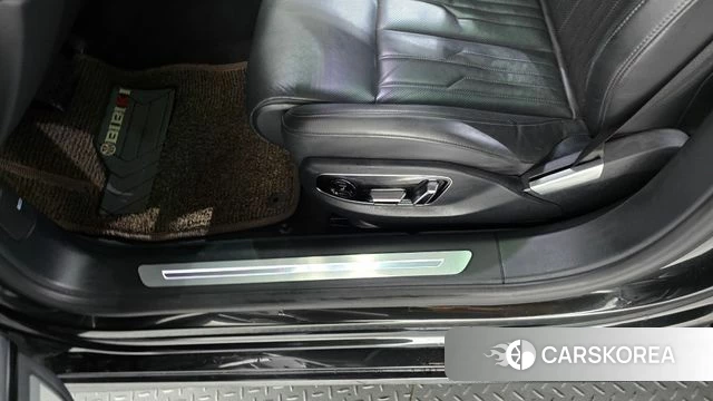Audi A8 (D5) 2021 Черный из Кореи, фото 3