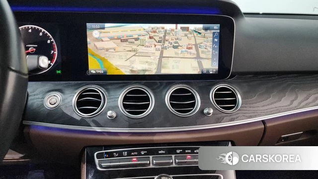 Mercedes-Benz E-Class W213 2019 Синий из Кореи, фото 3