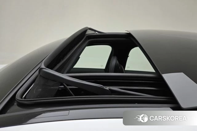 Mercedes-Benz E-Class W214 2025 Белый из Кореи, фото 3