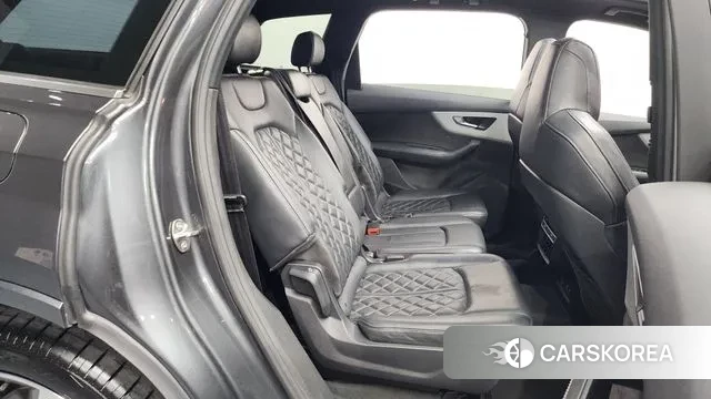 Audi Q7 (4M) 2021 Серый из Кореи, фото 3