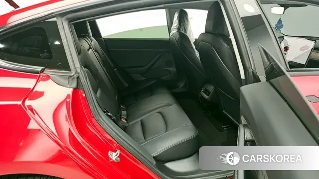 Tesla Model 3 2021 Красный из Кореи, фото 3