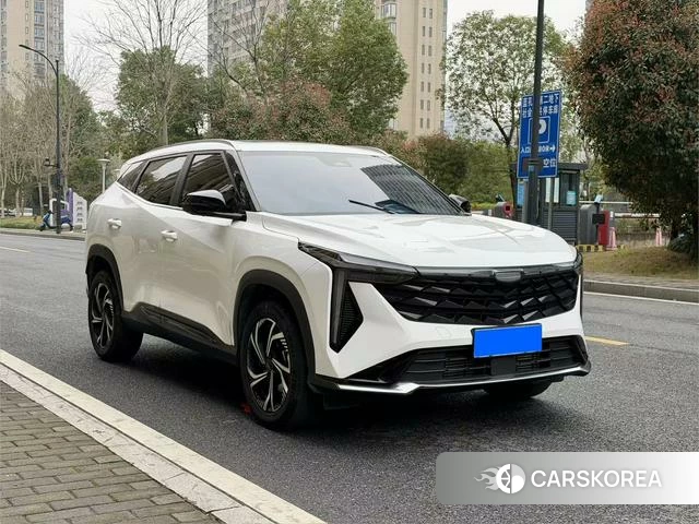 Geely Automobile Boyue 2023 Белый из Китая, фото 3