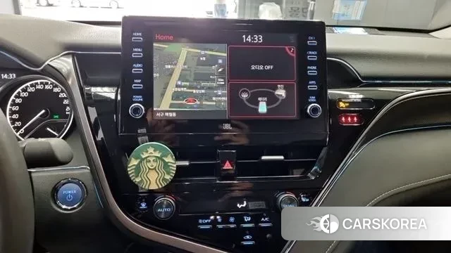 Toyota Camry (XV70) 2024 Белый из Кореи, фото 3