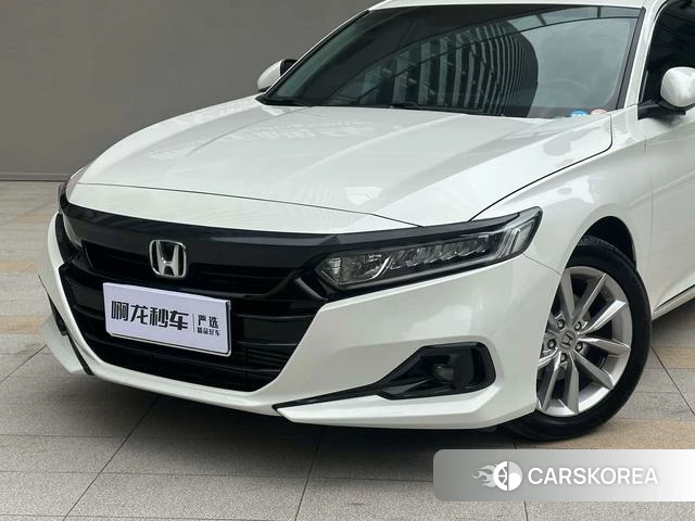 Honda Accord 2023 Белый из Китая, фото 3