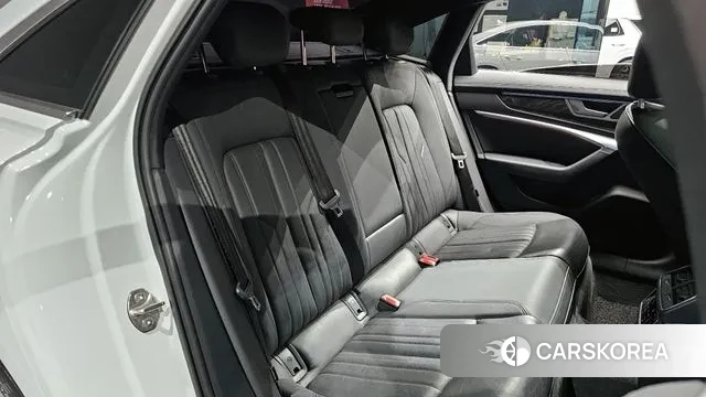 Audi A6 (C8) 2020 Белый из Кореи, фото 3