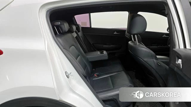 Kia Sportage The Bold 2018 Белый из Кореи, фото 3