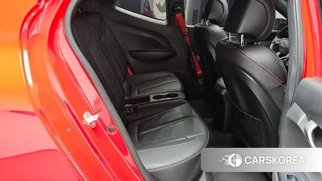 Hyundai Veloster (JS) 2019 Красный из Кореи, фото 3