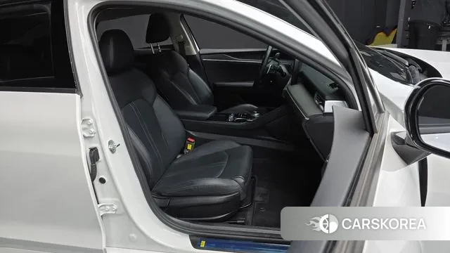 Kia K5 3rd generation 2022 Белый из Кореи, фото 3