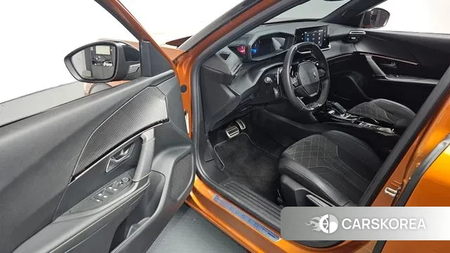 Peugeot 2008 Second generation 2021 Оранжевый из Кореи, фото 3