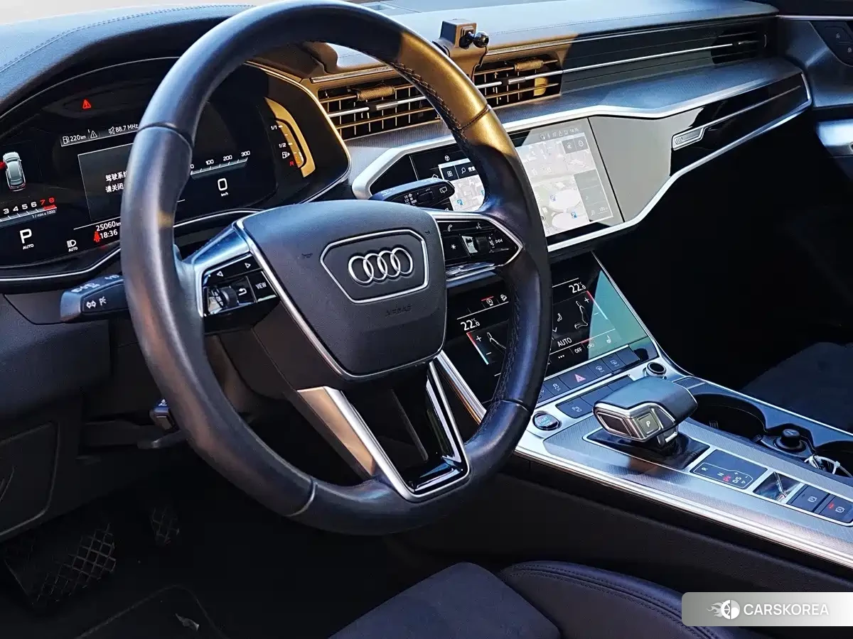 Audi A6 2023 Белый из Китая, фото 3