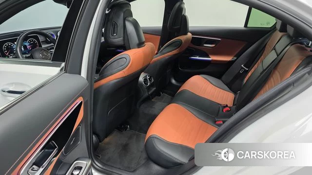 Mercedes-Benz C-Class W206 2023 Белый из Кореи, фото 3