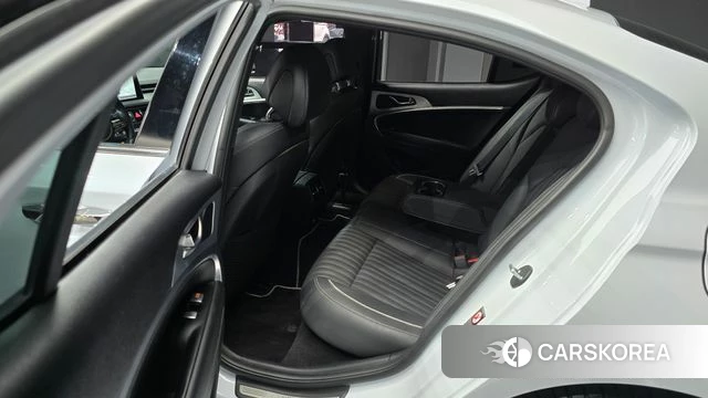 Genesis G70 2018 Белый из Кореи, фото 3