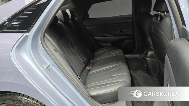 Hyundai The New Avante (CN7) 2024 Небесно-голубой из Кореи, фото 3