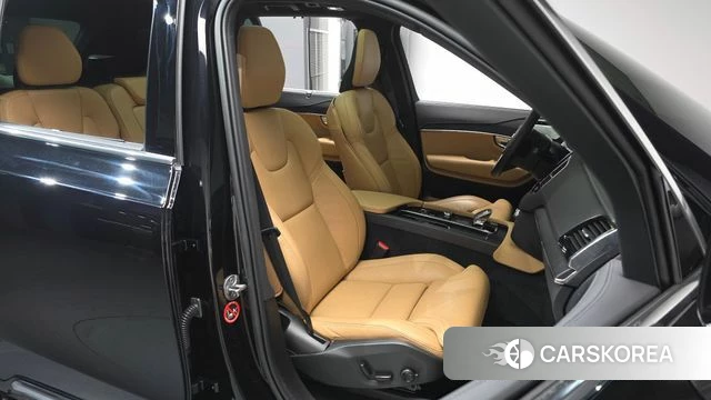 Volvo XC90 second Generation 2023 Черный из Кореи, фото 3