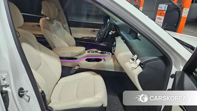 Genesis GV70 2022 Белый из Кореи, фото 3