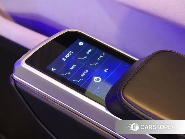 Mercedes-Benz V-Class 2023 Белый из Кореи, фото 3