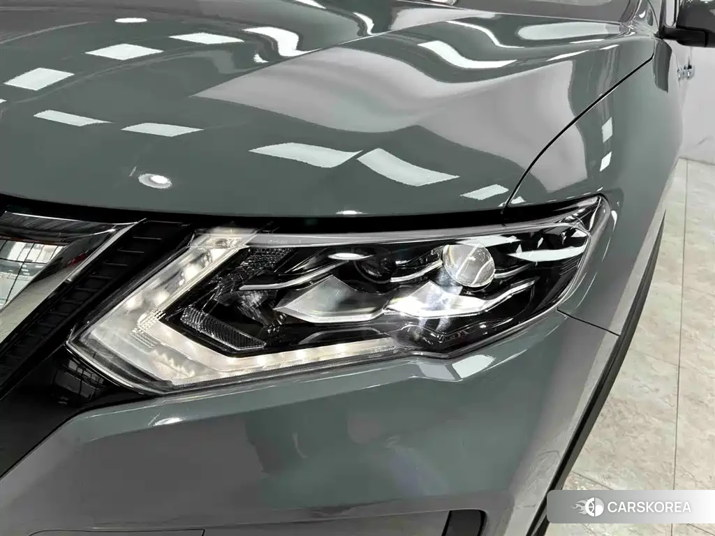 Nissan Qijun 2025 Silver/gray из Китая, фото 3