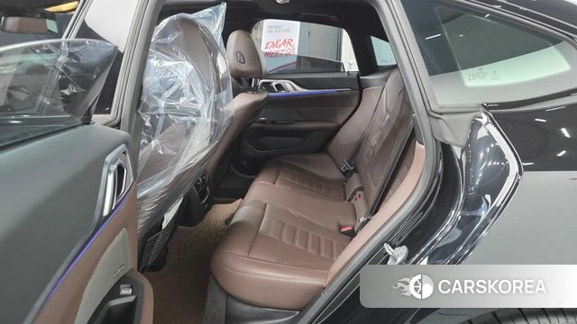 BMW 4 Series (G22) 2021 Черный из Кореи, фото 3