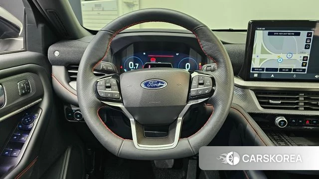 Ford Explorer 6th Generation 2024 Белый из Кореи, фото 3