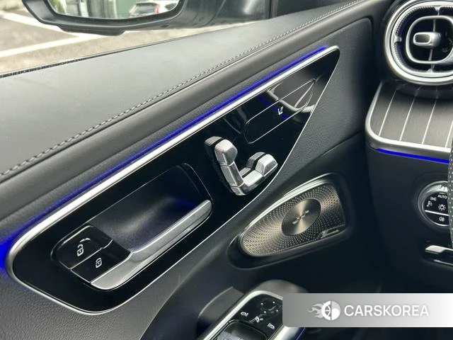 Mercedes-Benz Class C 2024 Белый из Китая, фото 3