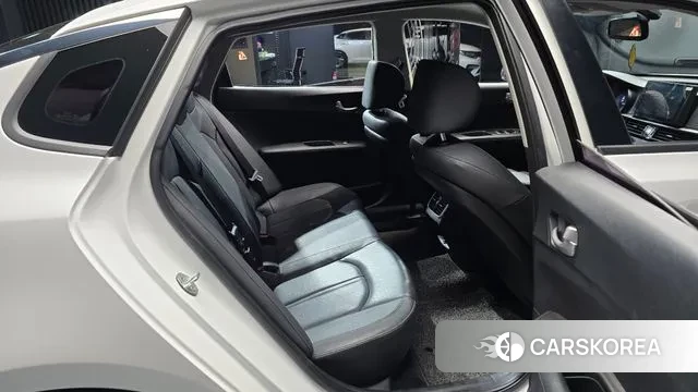 Kia The New K5 2nd generation 2018 Белый из Кореи, фото 3