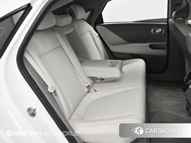 Hyundai Ionic 6 2022 Белый из Кореи, фото 3