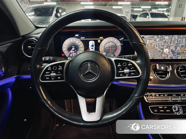 Mercedes-Benz E-Class W213 2020 Белый из Кореи, фото 3