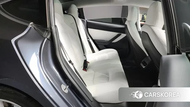 Tesla Model 3 2020 Серый из Кореи, фото 3