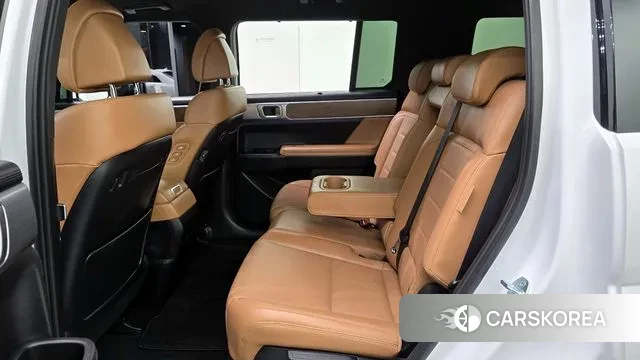 Hyundai Santa Fe (MX5) 2023 Белый из Кореи, фото 3