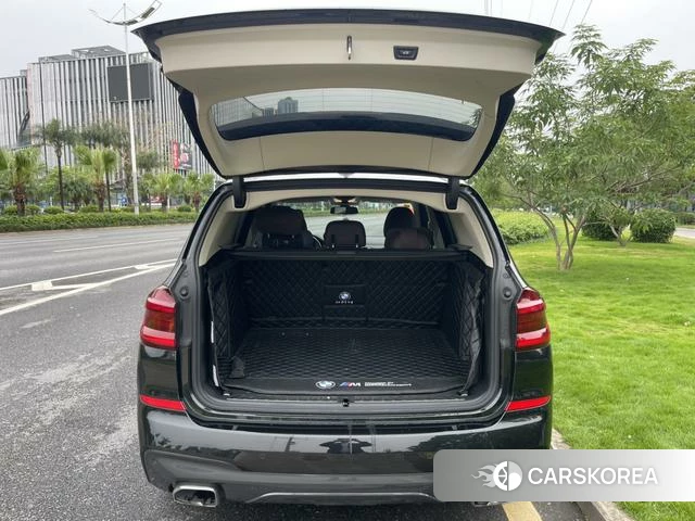 BMW X3 2021 Черный из Китая, фото 3