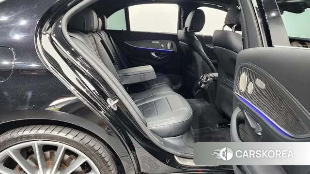 Mercedes-Benz E-Class W213 2022 Черный из Кореи, фото 3