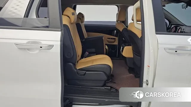 Kia Carnival 4th generation 2022 Белый из Кореи, фото 3