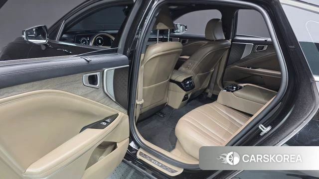 Kia K8 Hybrid 2023 Черный из Кореи, фото 3