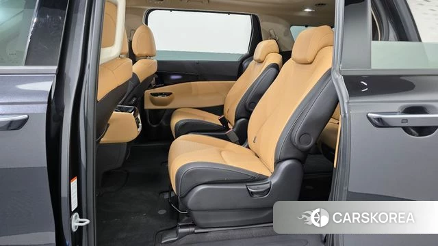 Kia Carnival 4th generation 2023 Серый из Кореи, фото 3