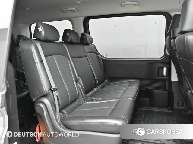 Hyundai Staria 2021 Серебряный из Кореи, фото 3