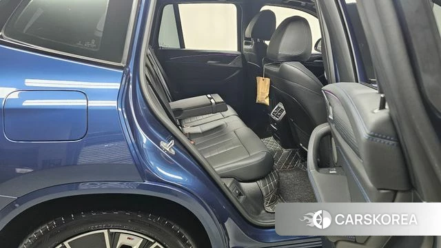 BMW iX3 2024 Синий из Кореи, фото 3