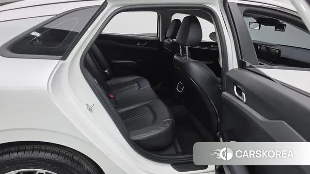 Kia K5 3rd generation 2021 Белый из Кореи, фото 3