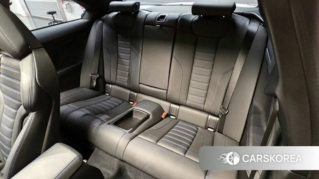 BMW 2 Series (G42) 2023 Белый из Кореи, фото 3