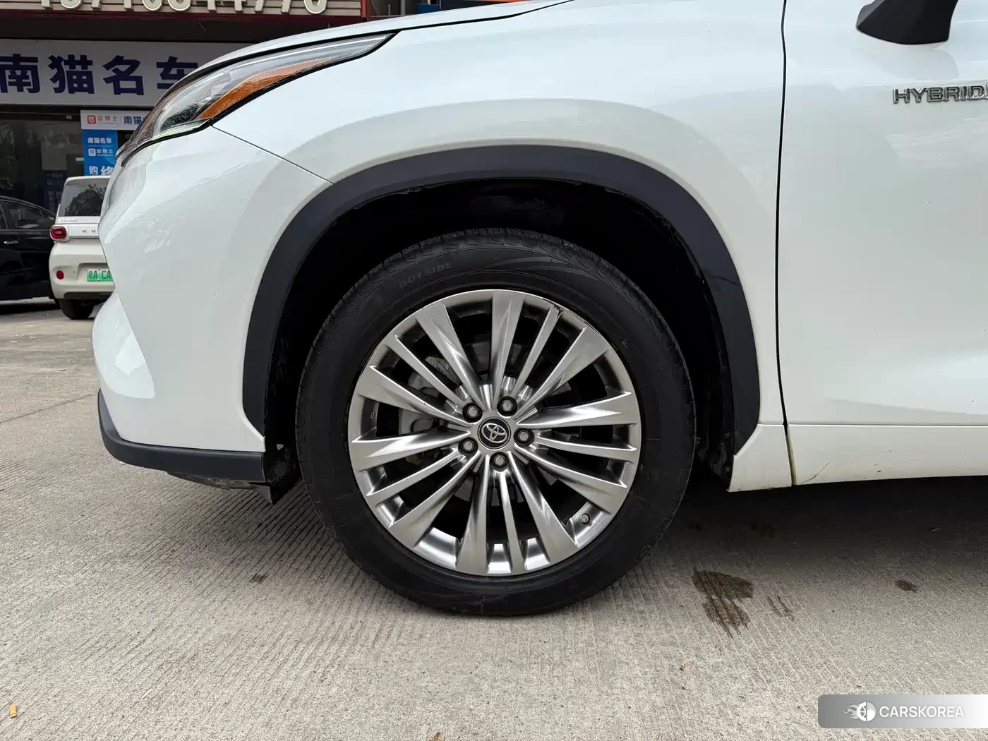 Toyota Highlander 2024 Белый из Китая, фото 3