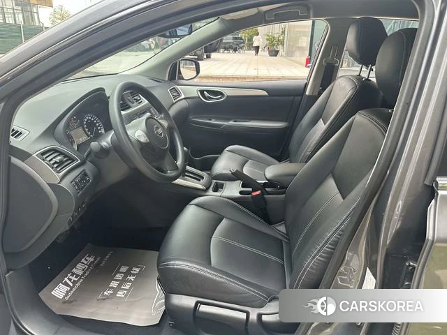 Nissan Xuan Yi 2023 Темно-серый из Китая, фото 3