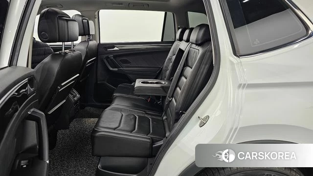 Volkswagen Tiguan Allspace 2018 Белый из Кореи, фото 3