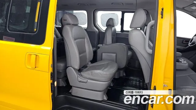 Hyundai The New Grand Starex 2019 Желтый из Кореи, фото 3