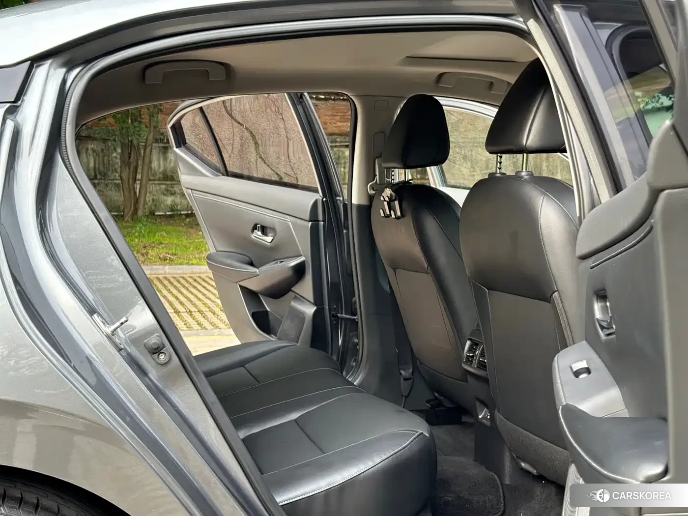 Nissan Sylphy 2022 Silver/gray из Китая, фото 3