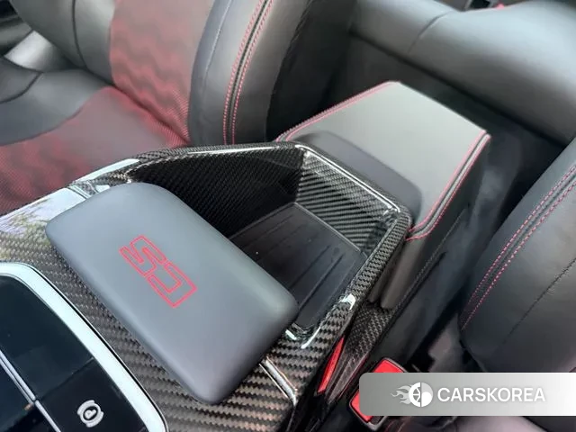 BMW M4 (G82) 2025 Темно-зеленый из Кореи, фото 3