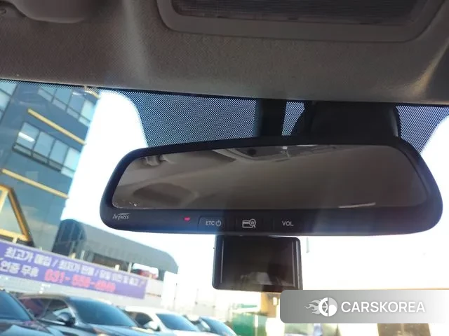 Hyundai Venue 2020 Жемчужный цвет из Кореи, фото 3