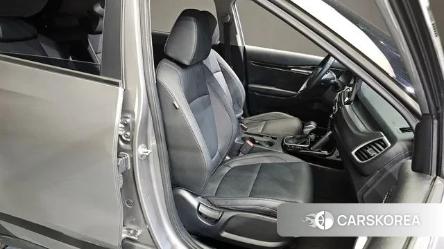 Kia Seltos 2022 Серый из Кореи, фото 3