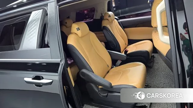 Kia Carnival 4th generation 2022 Черный из Кореи, фото 3